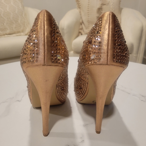 Steve Madden Cycile Rose Gold Pumps Heels Platform Rhinestone Stacked Peep Toe - Picture 9 of 11